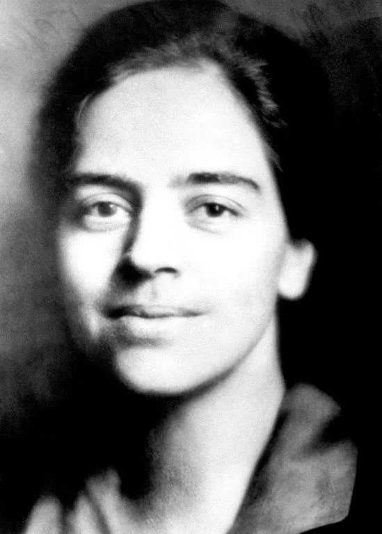 Anna Dengel_portrait